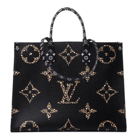 LOUIS VUITTON Monogram Giant Jungle Onthego GM Black 